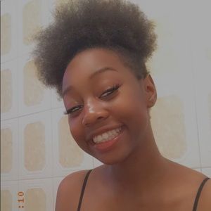 Meet your Posher, Charisma